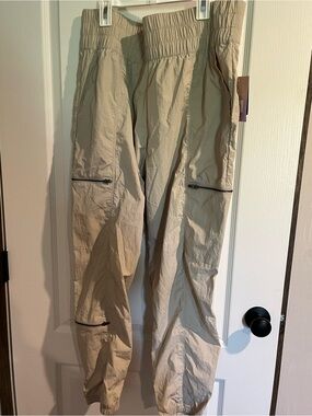 Joy Lab Lightweight Beige Cargo Jogger Pants